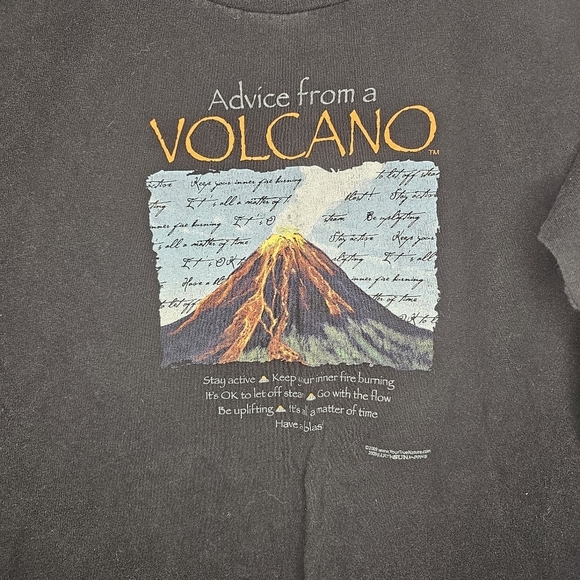Hawaii Volcanoes National Park 2009 Graphic Longsleeve Tee Size Small - Picture 3 of 7